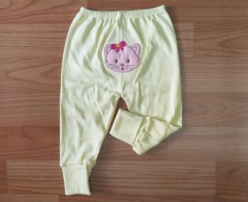 Calça/Mijão Com Aplique no Bumbum